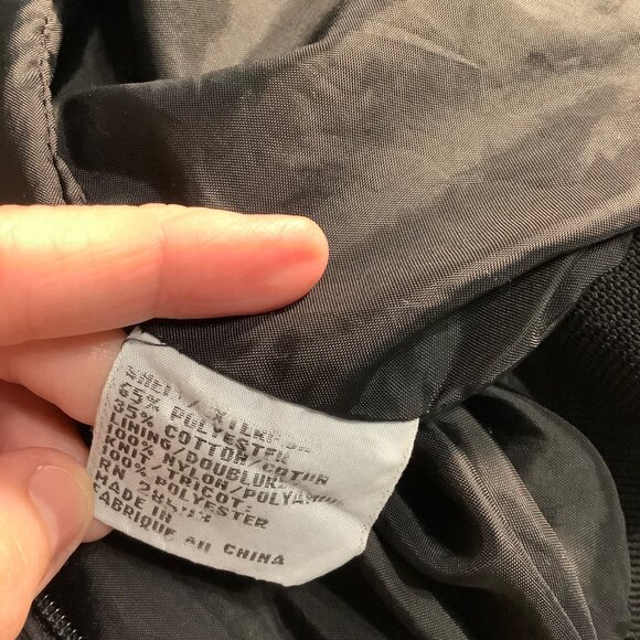 Men’s Vintage Member’s Only Jacket Size 40 Gray Full Zip Lined Classic 80s Style - Picture 6 of 12